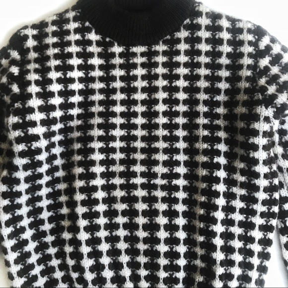 Vintage Handmade Houndstooth Sweater - Picture 2 of 7